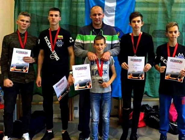 Iš Ventspilio visi Lietuvos kikboksingo sportininkai sugrįžo su medaliais